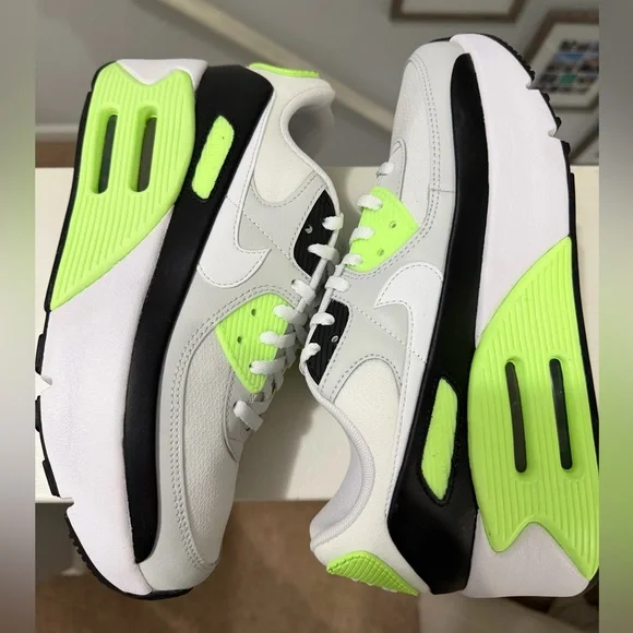 NIKE WOMENS AIR MAX 90 LV8 SNEAKERS-Photon Dust/White-Lime-Black-SIZE 8.5 - Picture 9 of 17